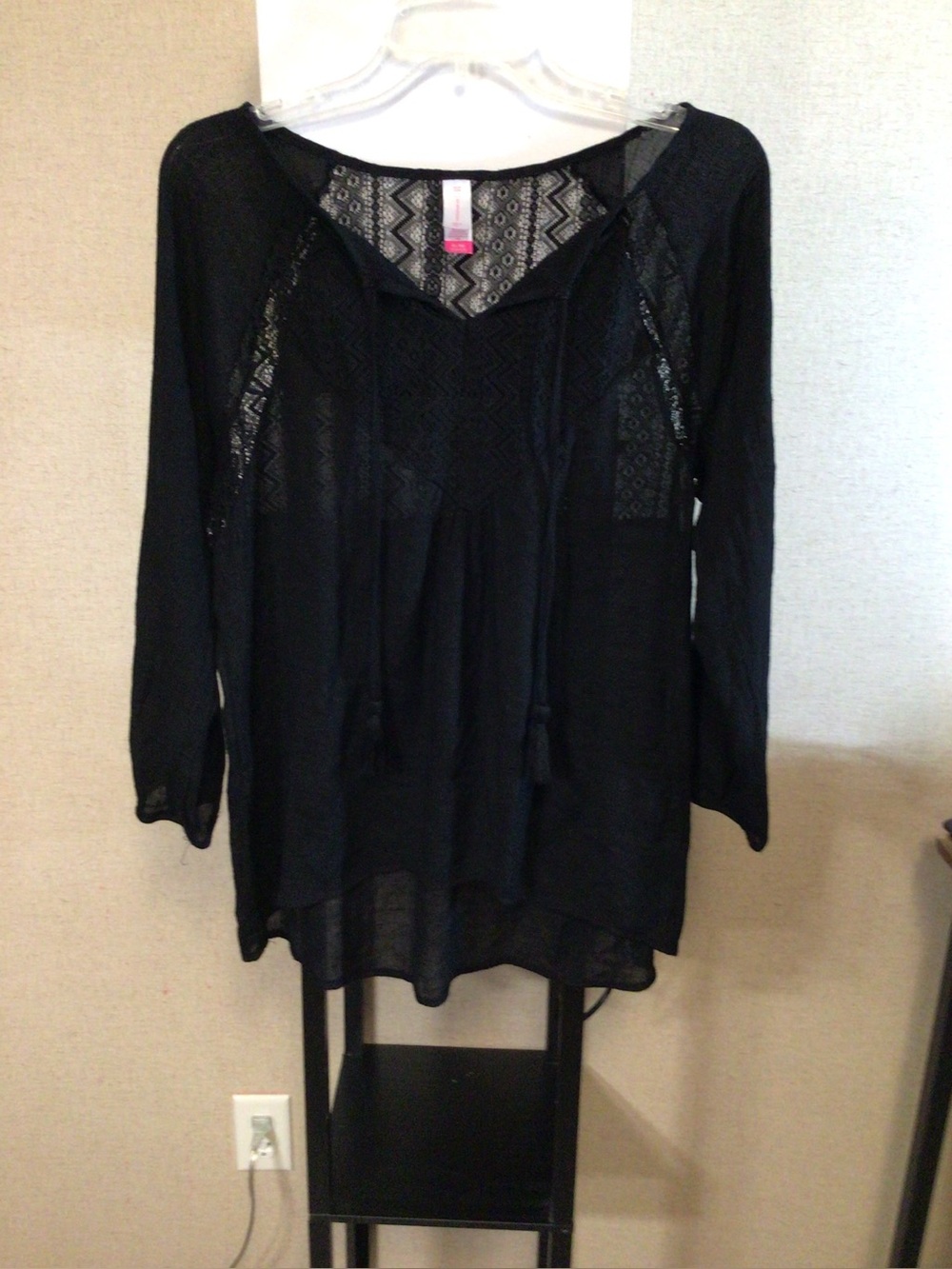 Black Lace-Trim Peasant Top - Women's No Boundaries